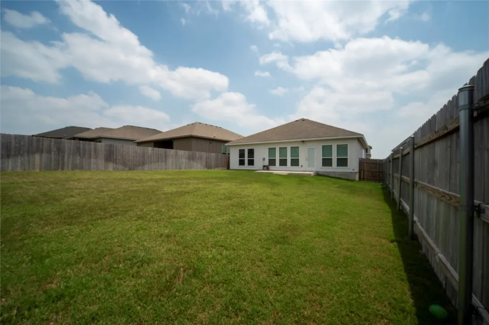 2208 Chia Court Temple, TX 76501