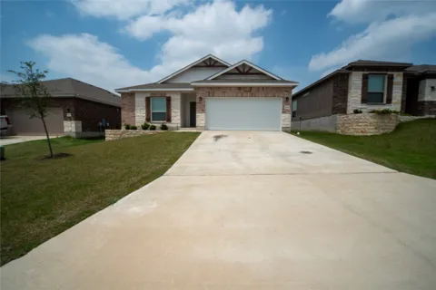 2208 Chia Court