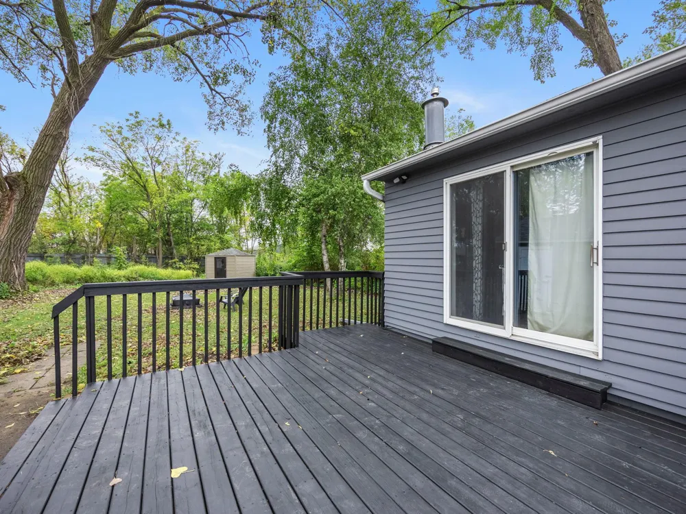 406 5th Street NW Montgomery, MN 56069