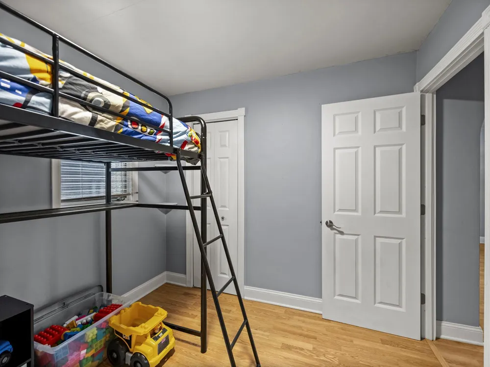 406 5th Street NW Montgomery, MN 56069