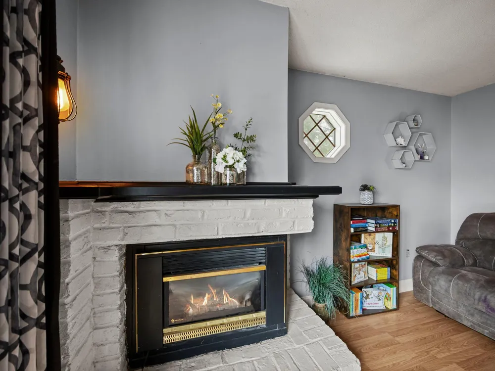 406 5th Street NW Montgomery, MN 56069