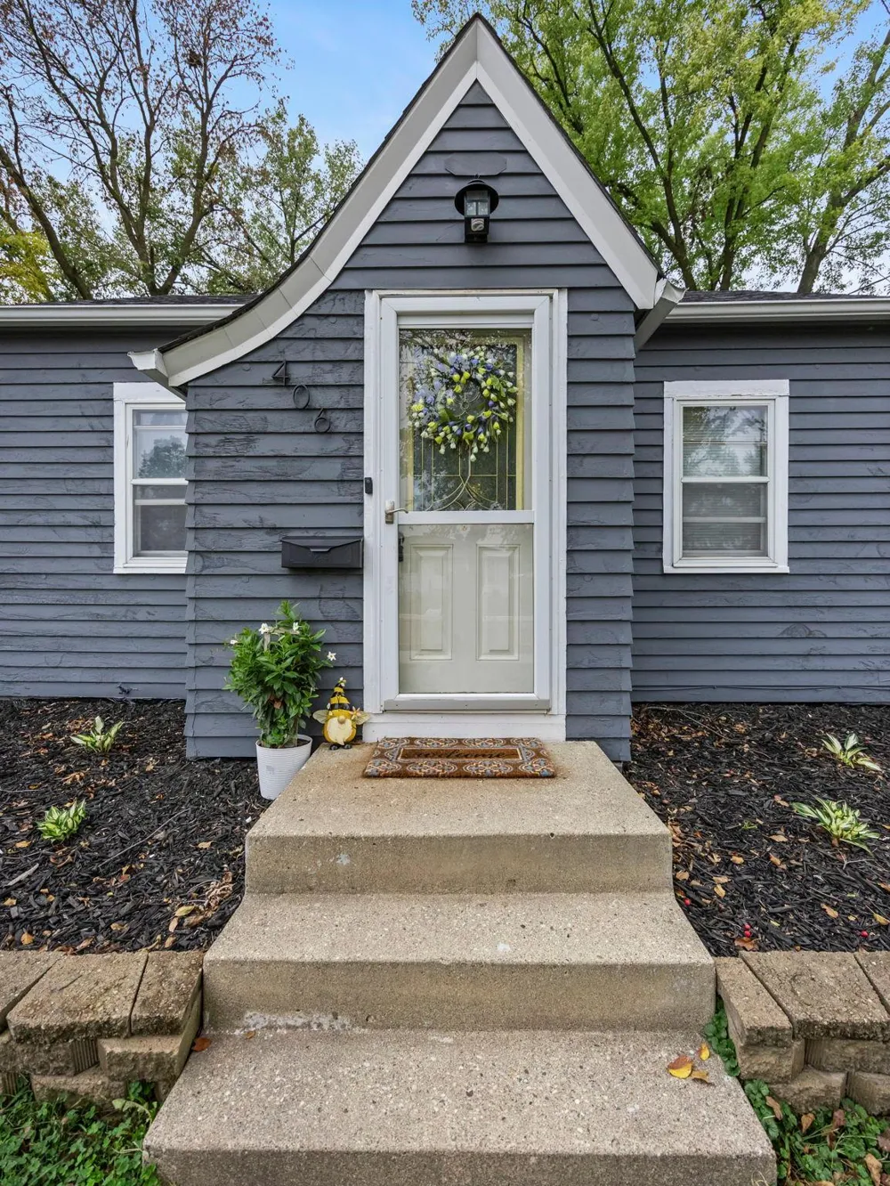 406 5th Street NW Montgomery, MN 56069