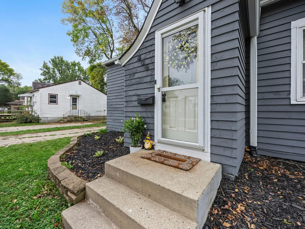406 5th Street NW Montgomery, MN 56069