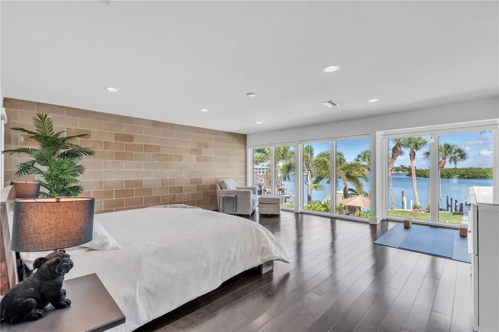 701 TYLER DRIVE Sarasota, FL 34236