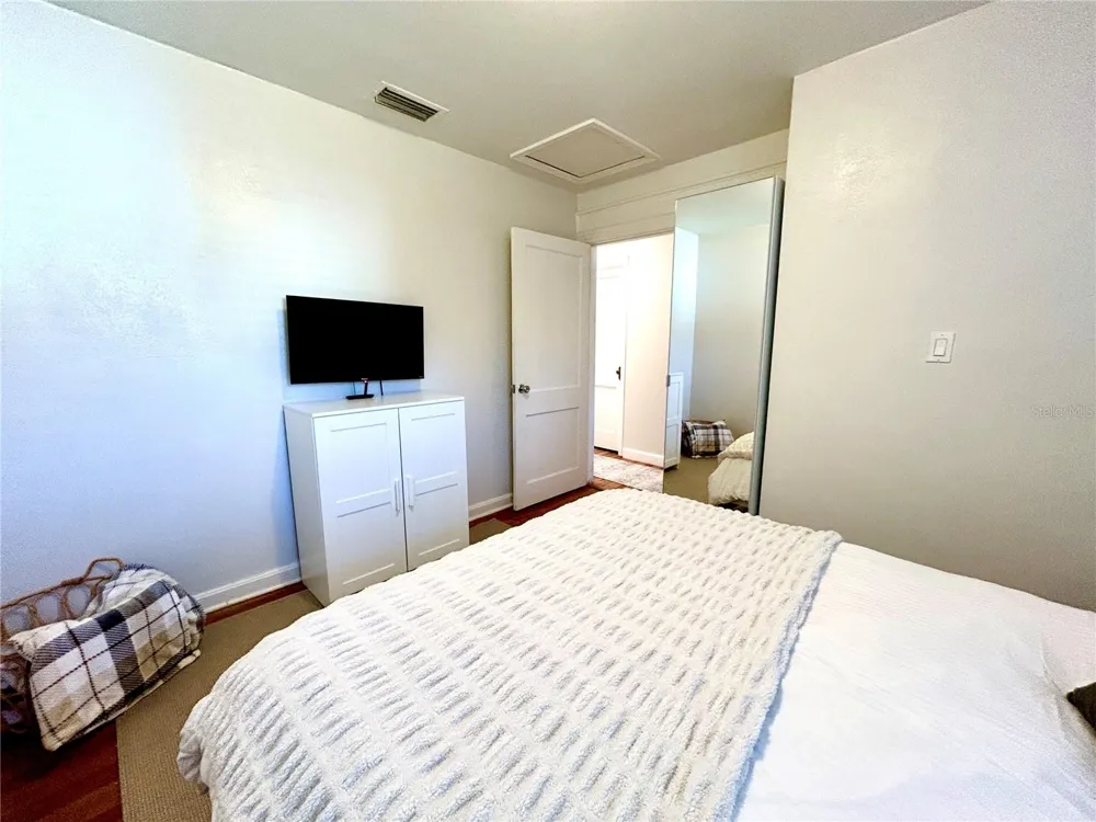 265 W BAY AVENUE Longwood, FL 32750
