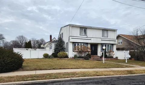 883 McKenna Avenue