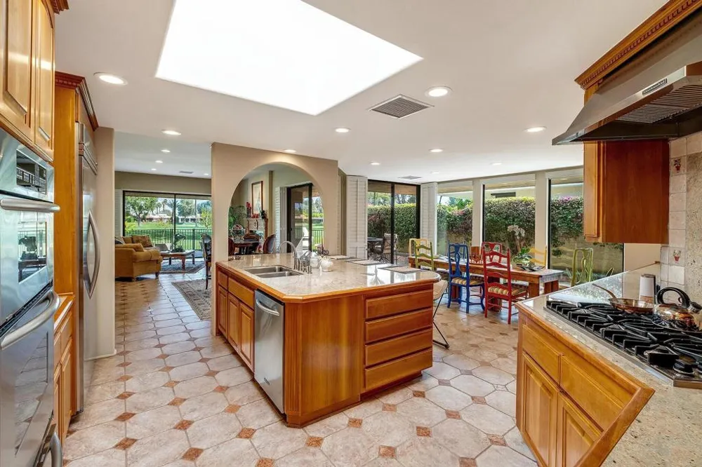 70 Columbia Drive Rancho Mirage, CA 92270