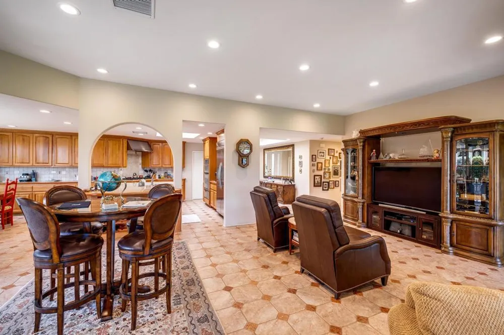 70 Columbia Drive Rancho Mirage, CA 92270