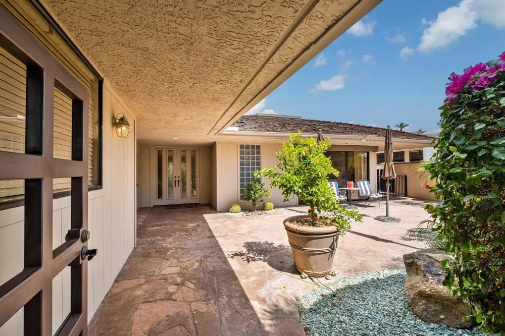 70 Columbia Drive Rancho Mirage, CA 92270