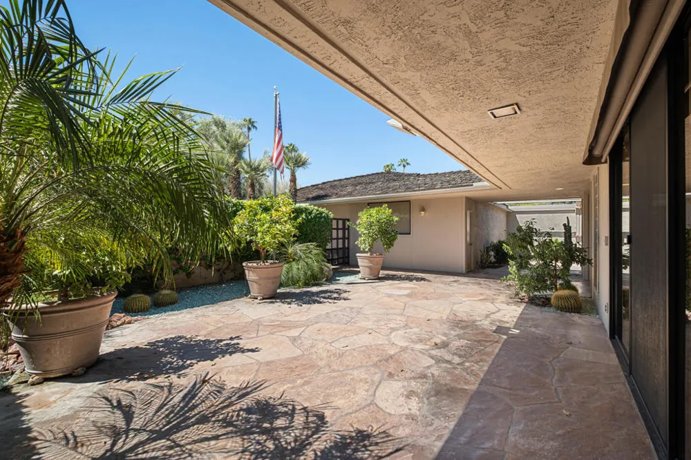 70 Columbia Drive Rancho Mirage, CA 92270