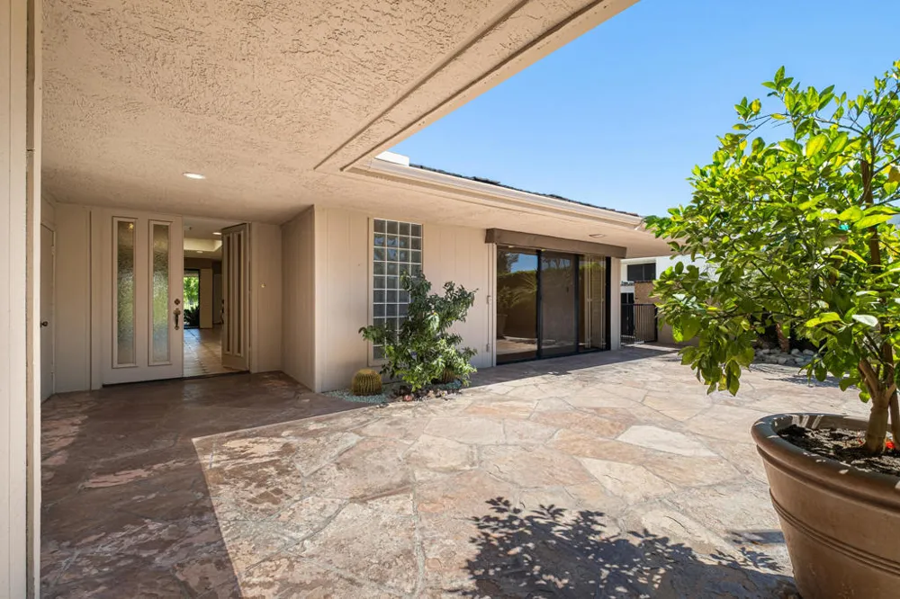 70 Columbia Drive Rancho Mirage, CA 92270