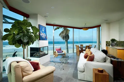 3377 Ocean Front Walk