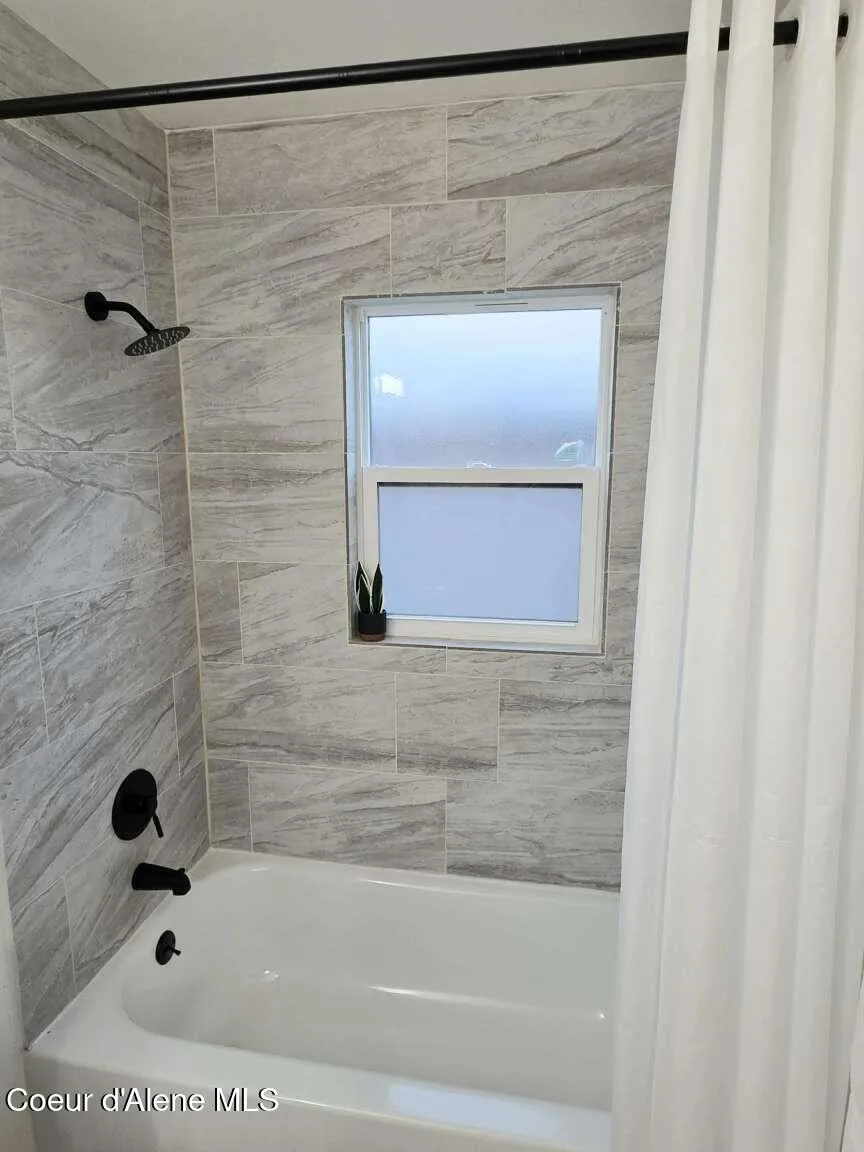 513 W Mission Avenue Kellogg, ID 83837