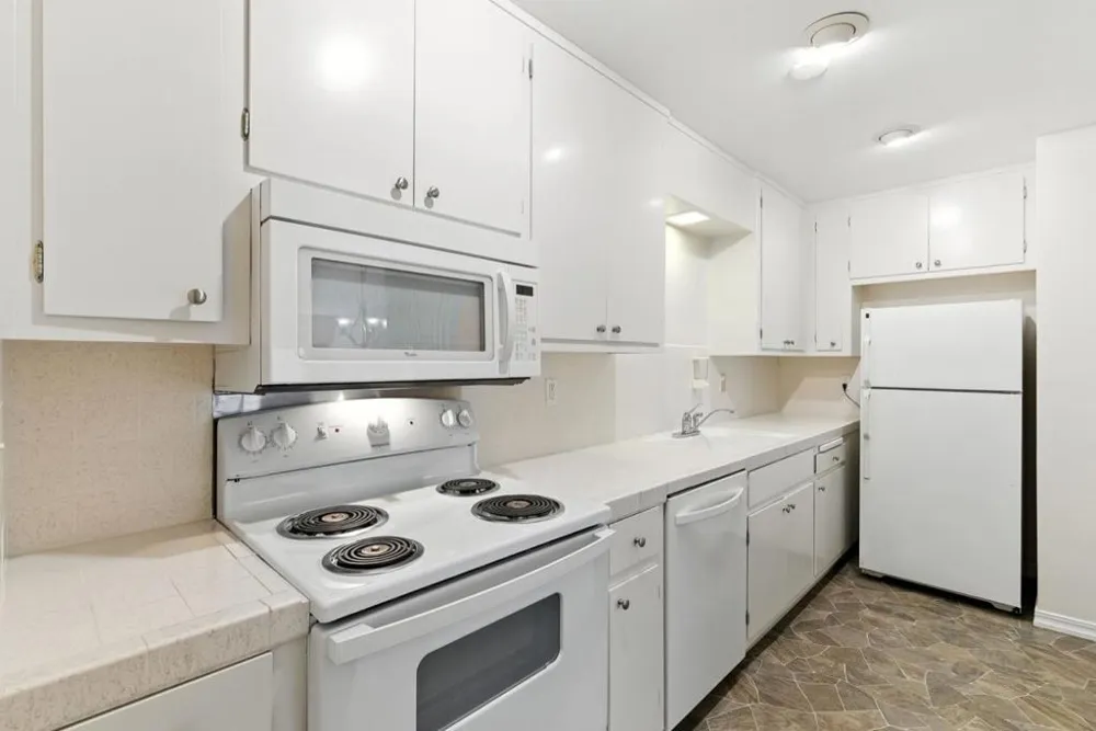 728 Elm Street #205 San Carlos, CA 94070
