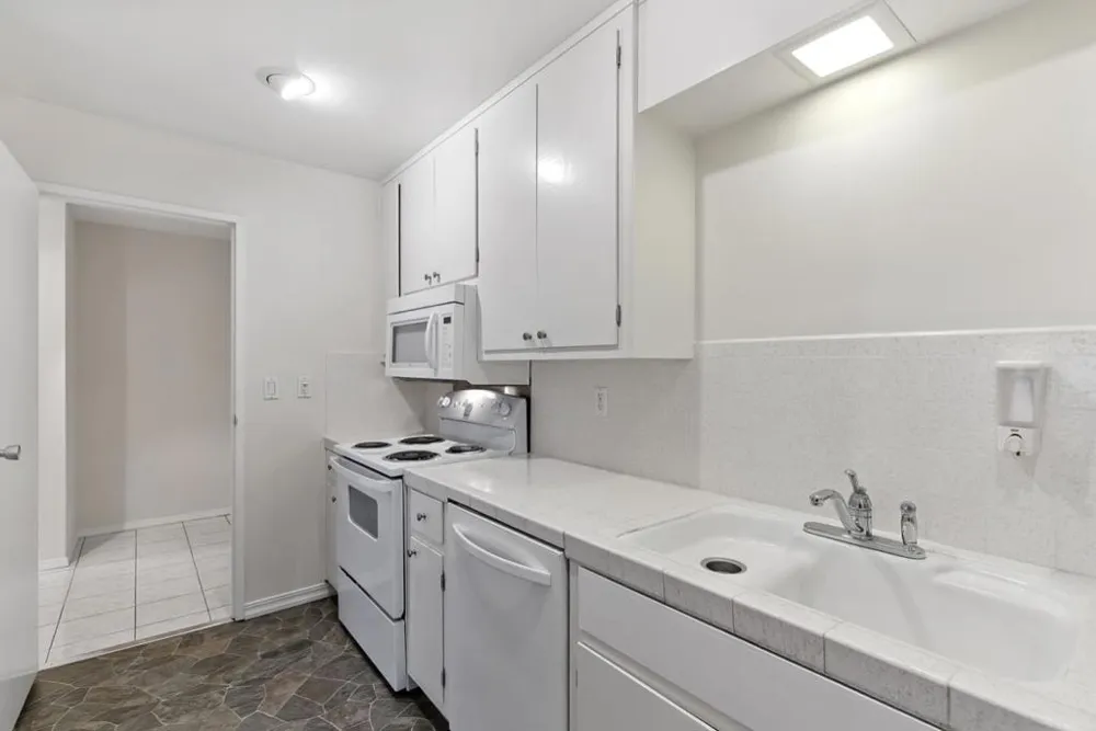 728 Elm Street #205 San Carlos, CA 94070