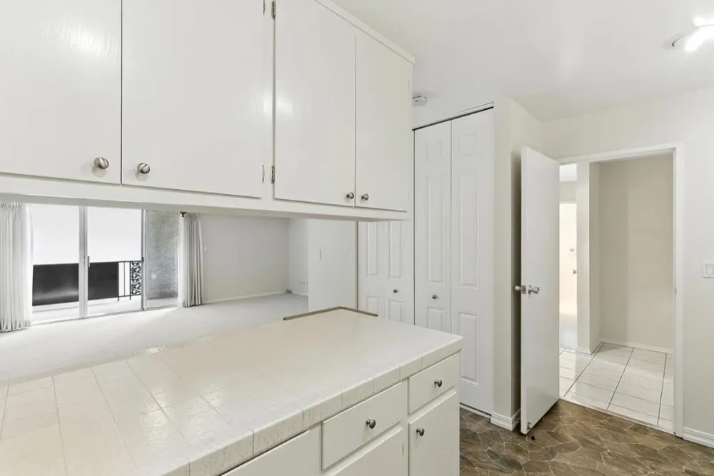 728 Elm Street #205 San Carlos, CA 94070