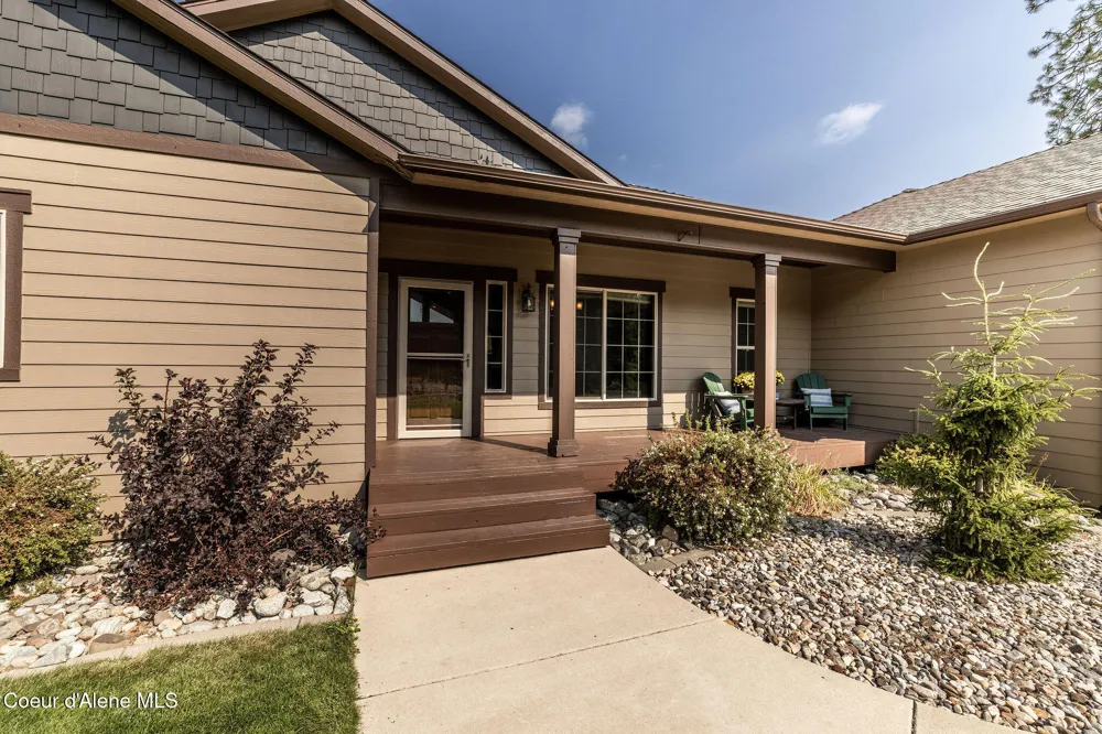36120 Milan Elk Road Chattaroy, WA 99003