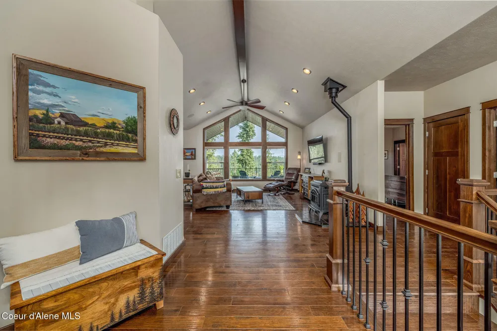 36120 Milan Elk Road Chattaroy, WA 99003