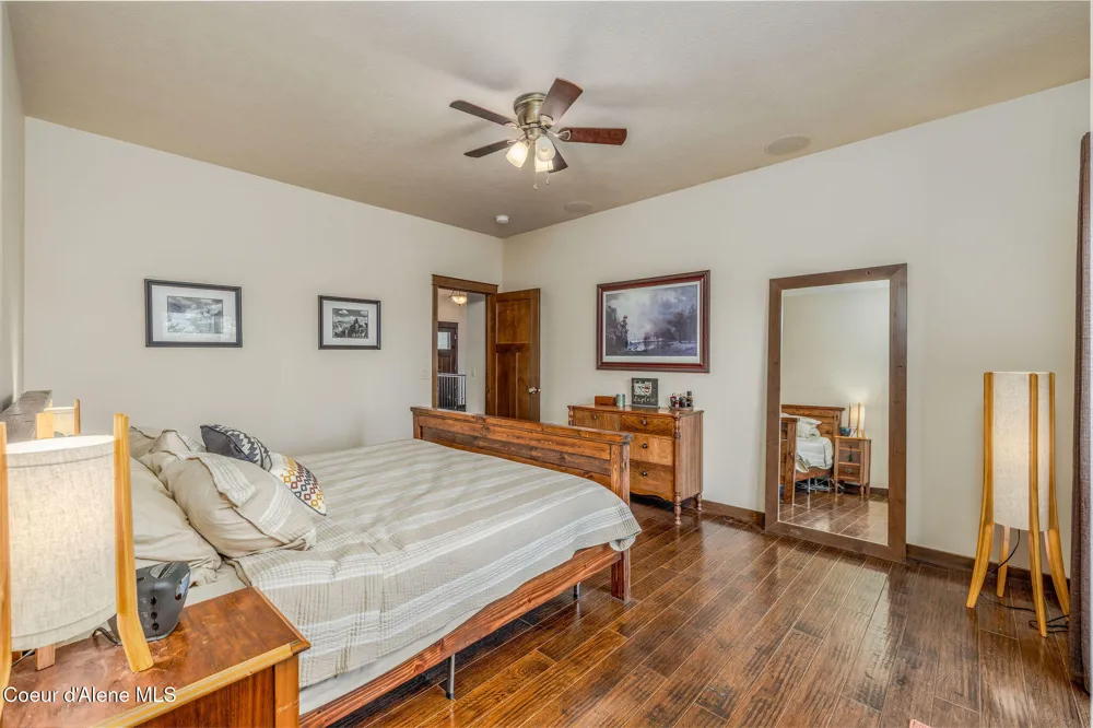 36120 Milan Elk Road Chattaroy, WA 99003