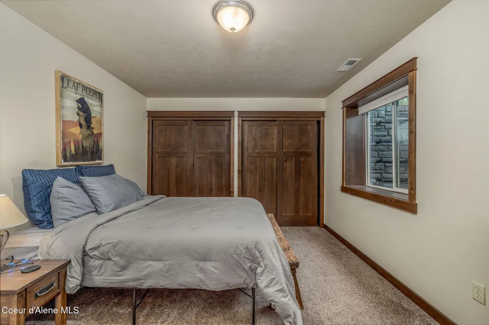 36120 Milan Elk Road Chattaroy, WA 99003