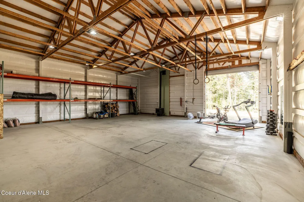 36120 Milan Elk Road Chattaroy, WA 99003