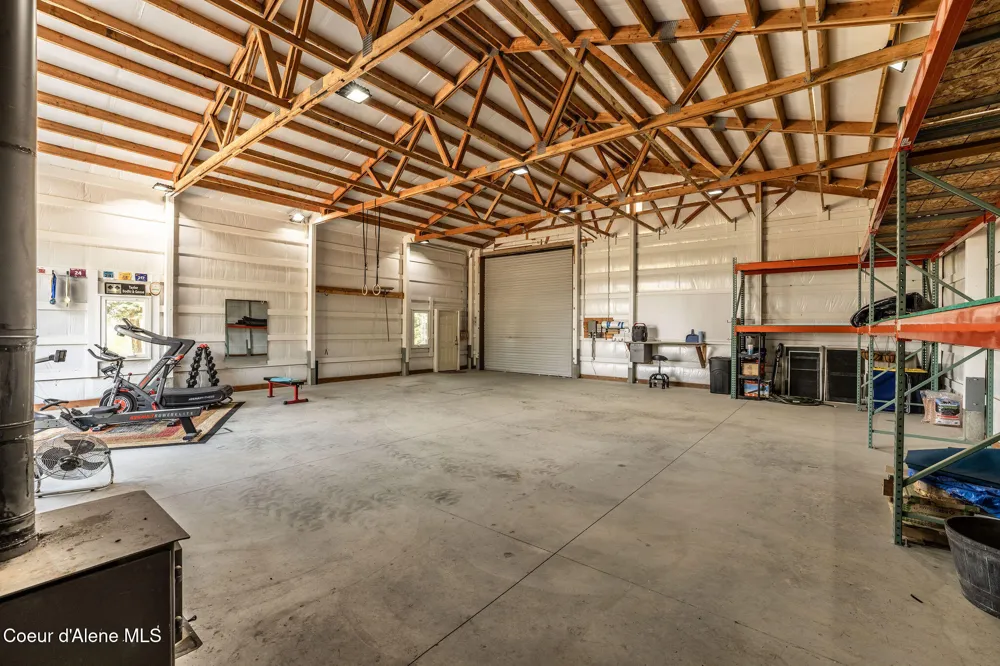 36120 Milan Elk Road Chattaroy, WA 99003