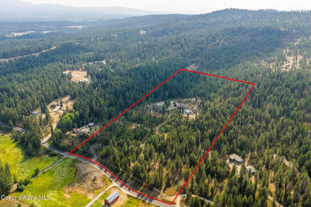 36120 Milan Elk Road Chattaroy, WA 99003