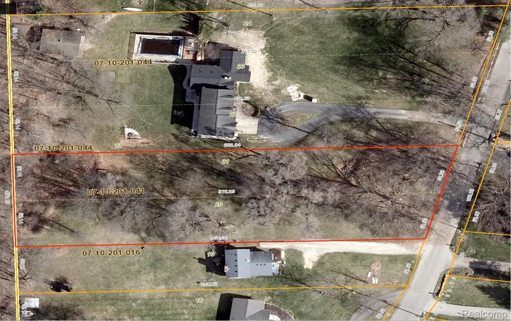 Sherwood Drive Springfield Charter Township, MI 48350