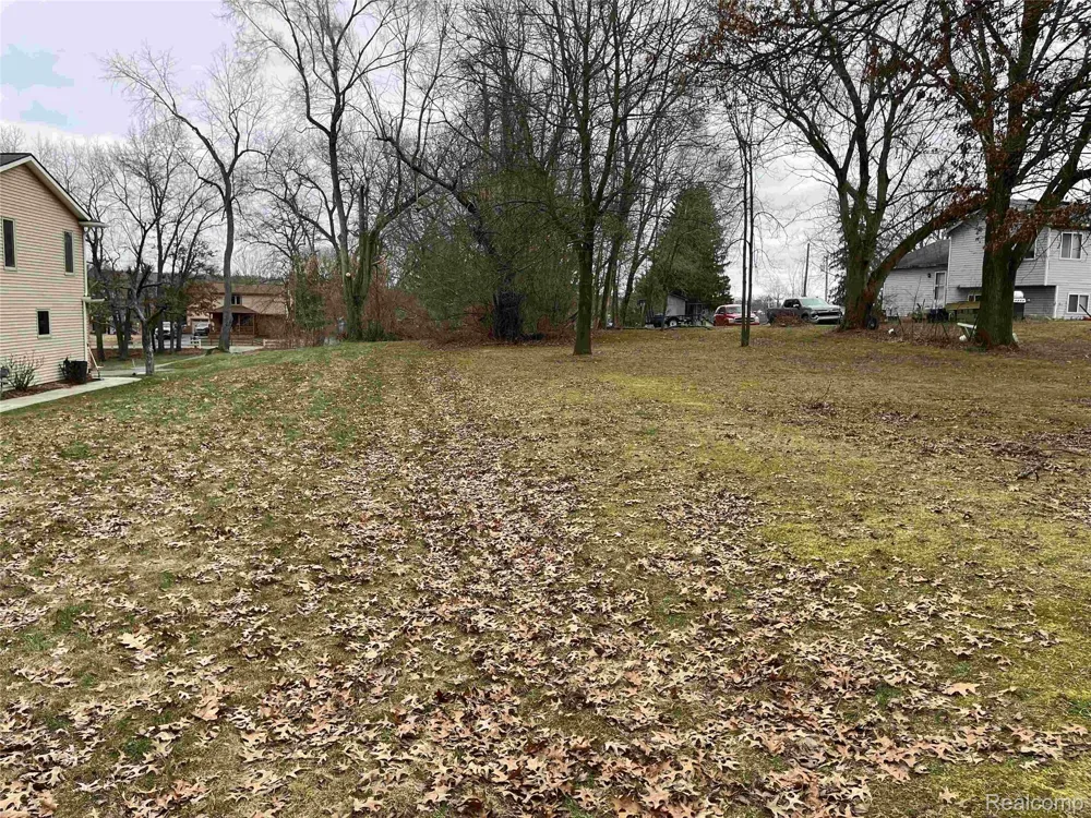 Sherwood Drive Springfield Charter Township, MI 48350