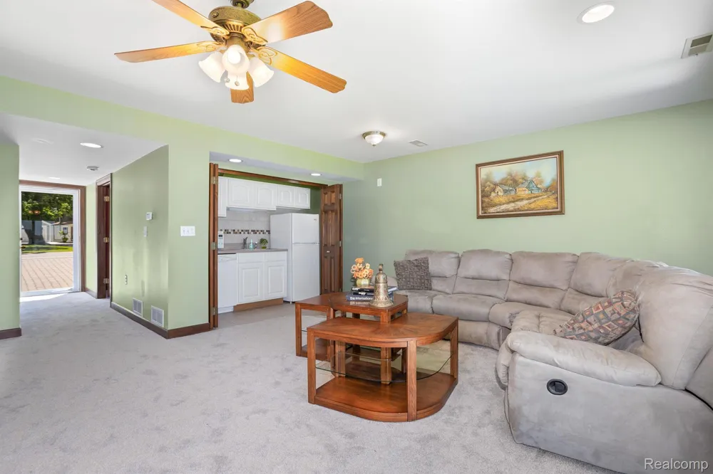 1794 S HUGHES ROAD Brighton Township, MI 48114