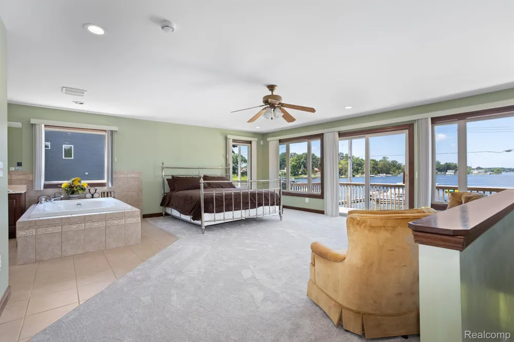 1794 S HUGHES ROAD Brighton Township, MI 48114