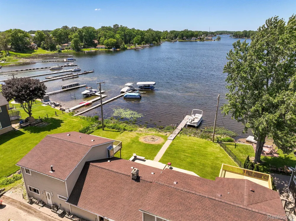 1794 S HUGHES ROAD Brighton Township, MI 48114