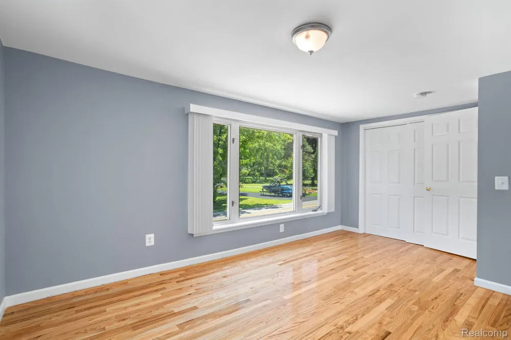 1794 S HUGHES ROAD Brighton Township, MI 48114