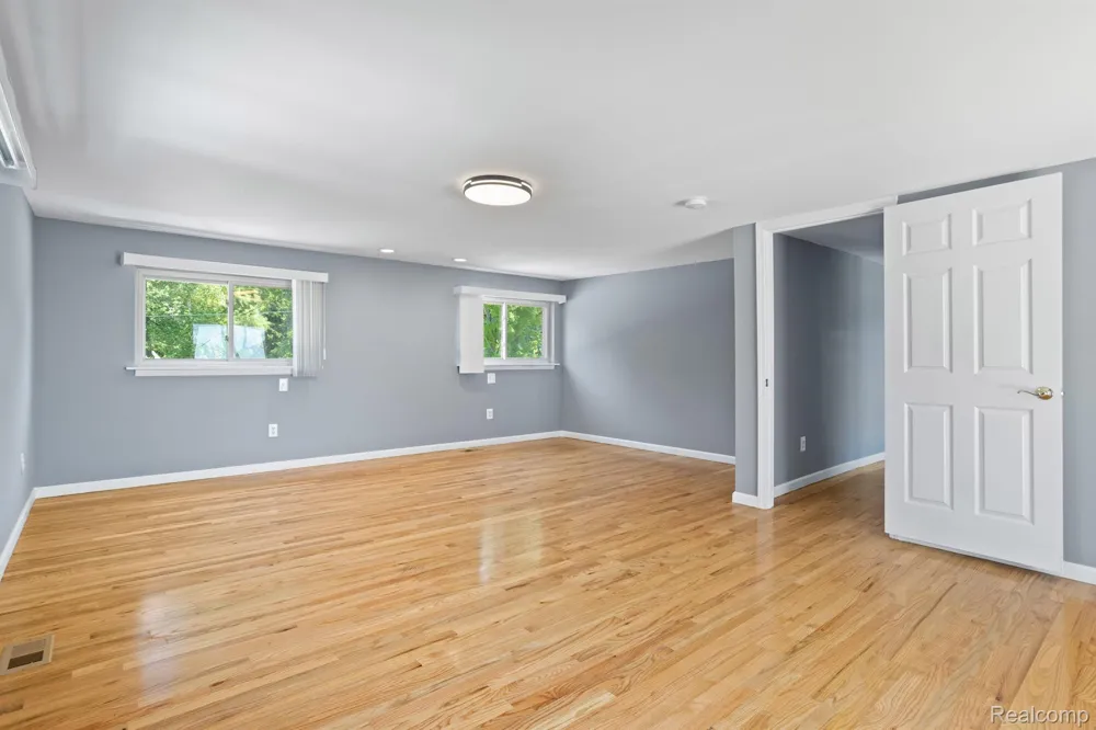 1794 S HUGHES ROAD Brighton Township, MI 48114
