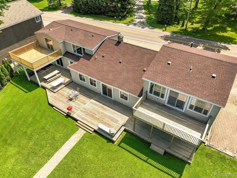 1794 S HUGHES ROAD Brighton Township, MI 48114