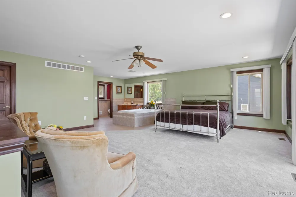 1794 S HUGHES ROAD Brighton Township, MI 48114