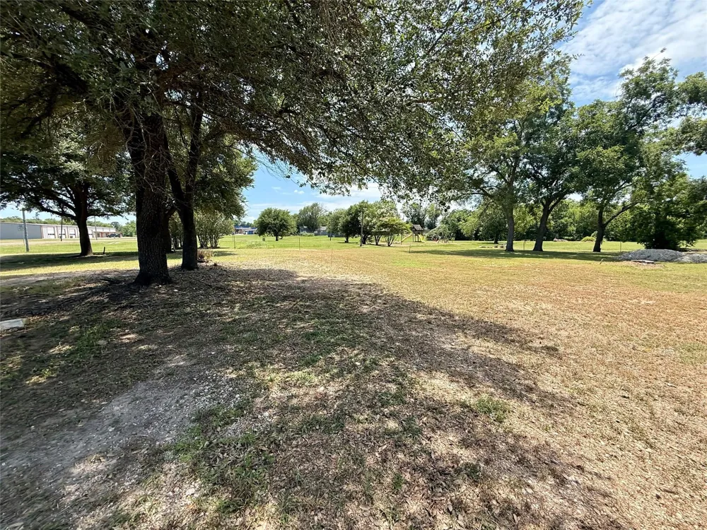 Commerce Street Bremond, TX 76629