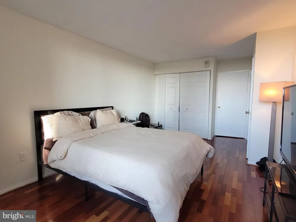 1420 LOCUST STREET #14P Philadelphia, PA 19102