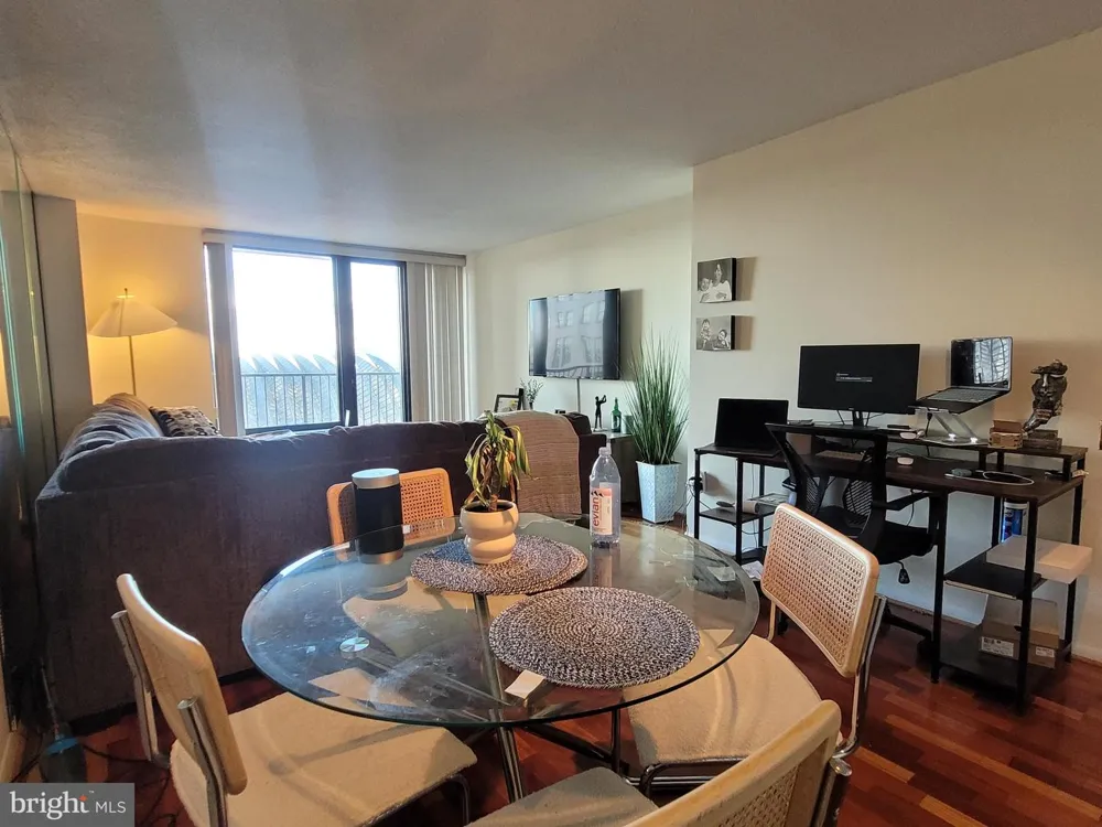 1420 LOCUST STREET #14P Philadelphia, PA 19102