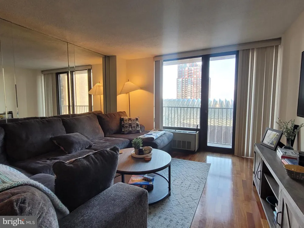 1420 LOCUST STREET #14P Philadelphia, PA 19102
