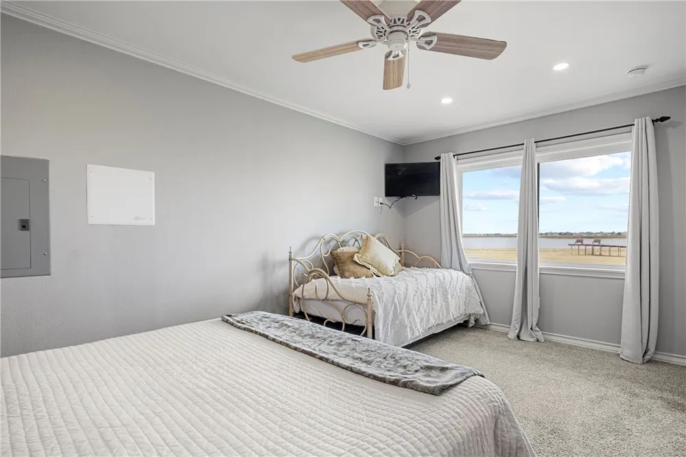 140 Zenna Drive Mathis, TX 78368