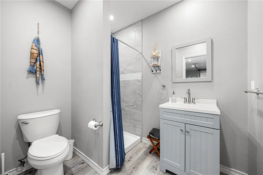 140 Zenna Drive Mathis, TX 78368
