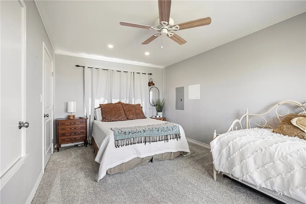 140 Zenna Drive Mathis, TX 78368