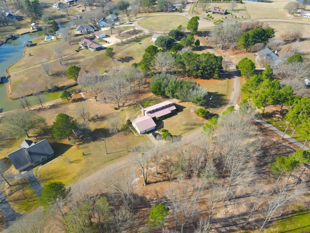 132 CR 2933 Pittsburg, TX 75686