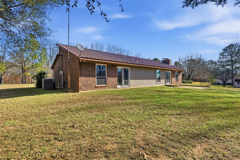 132 CR 2933 Pittsburg, TX 75686