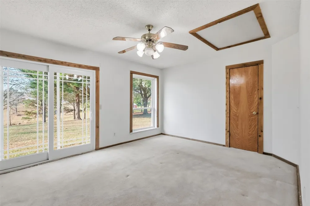 132 CR 2933 Pittsburg, TX 75686
