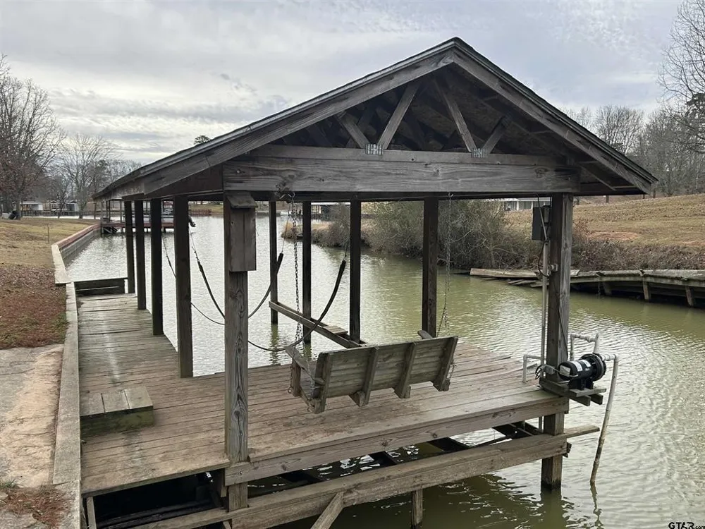 132 CR 2933 Pittsburg, TX 75686