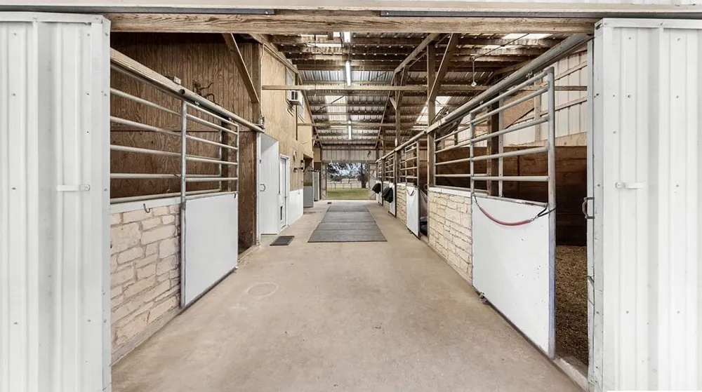6862 Fm 2484 Salado, TX 76571