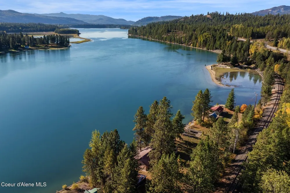 125 S Smith Creek Road Sandpoint, ID 83864