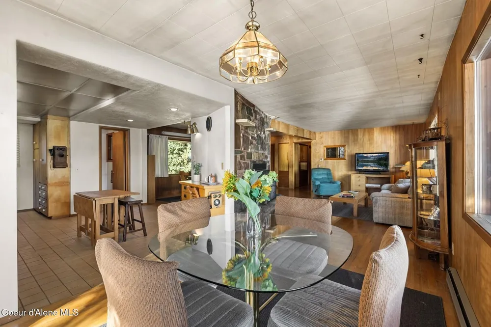 125 S Smith Creek Road Sandpoint, ID 83864